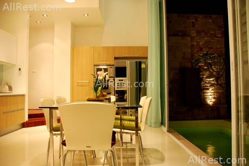 The Lantern Hotel 18